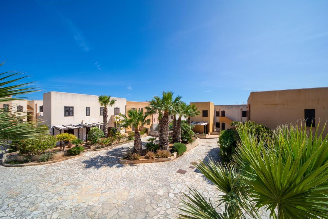 Elimi Favignana Apartments - Residence In Citta Buitenkant foto